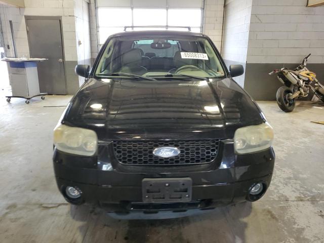 Photo 5 from auction – 2005 FORD ESCAPE LIM with VIN 1FMYU94185KC21996