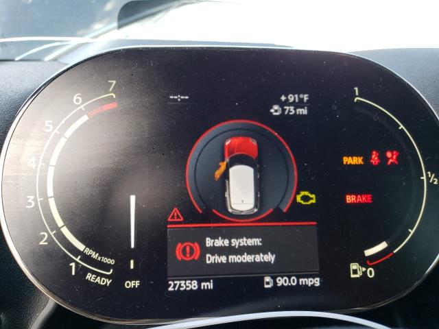 Photo 9 from auction – 2022 MINI COOPER S C with VIN WMZ53BR05N3P04356