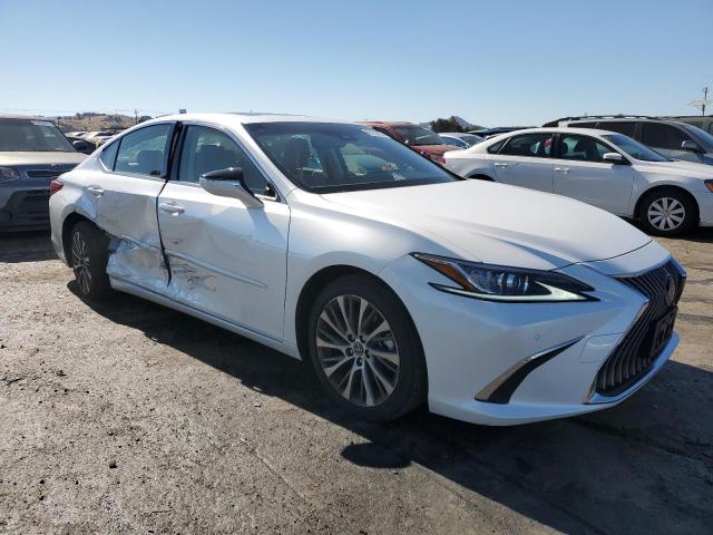 Photo 4 from auction – 2019 LEXUS ES 350 with VIN JTHBZ1B13K2004169