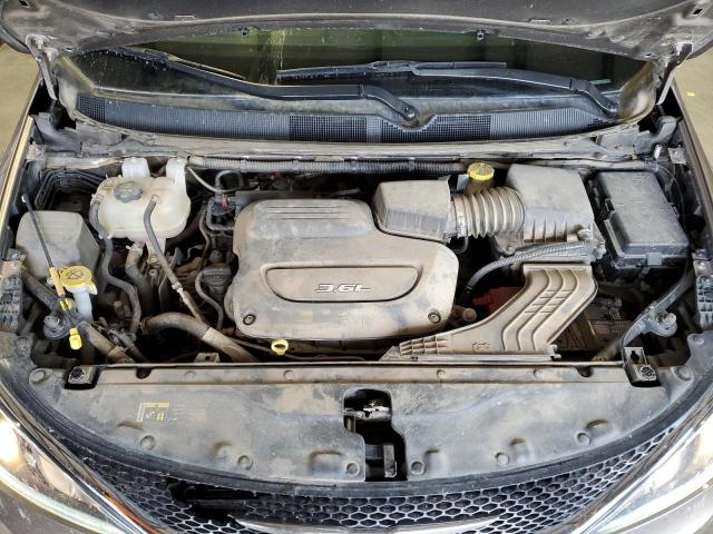 Photo 11 from auction – 2017 CHRYSLER PACIFICA T with VIN 2C4RC1BGXHR611153