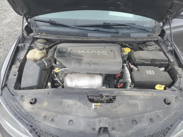Photo 11 from auction – 2015 CHRYSLER 200 S with VIN 1C3CCCBB5FN755326