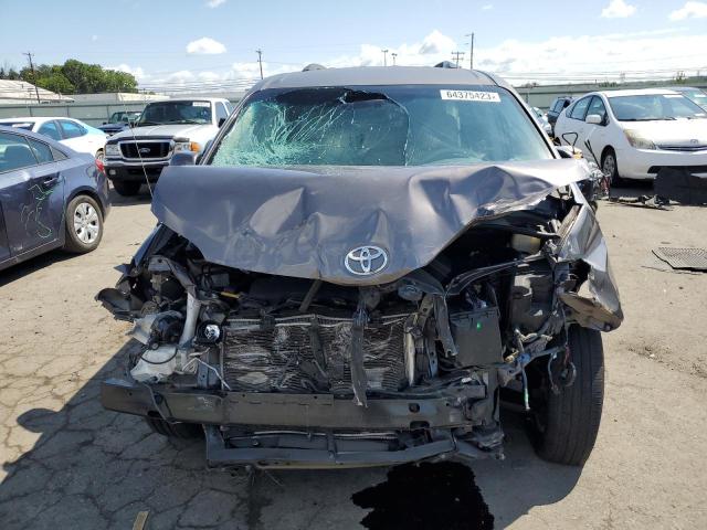 Photo 5 from auction – 2014 TOYOTA SIENNA LE with VIN 5TDKK3DC2ES525445