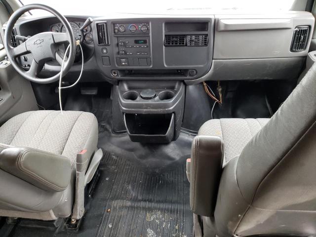 Photo 8 from auction – 2005 CHEVROLET EXPRESS with VIN 1GCGG25V751110068