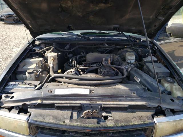Photo 12 from auction – 2003 CHEVROLET BLAZER with VIN 1GNCS18X73K145096