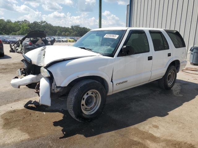 CHEVROLET BLAZER 2004 with VIN 1GNCS13X24K167094 - Photo from auction