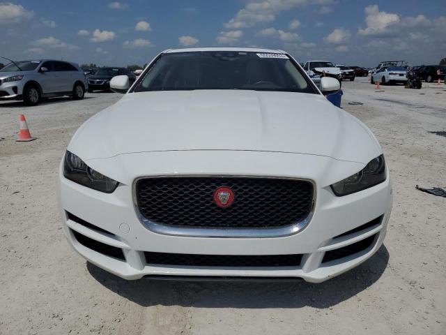 Photo 5 from auction – 2019 JAGUAR XE with VIN SAJAR4FX6KCP48048