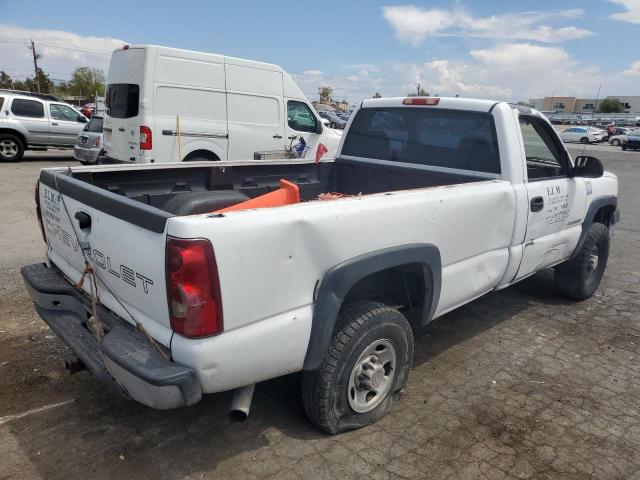 Photo 3 from auction – 2003 CHEVROLET SILVERADO with VIN 1GCHC24U33E328605