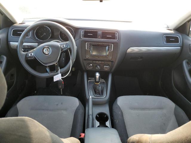 Photo 8 from auction – 2017 VOLKSWAGEN JETTA S with VIN 3VW2B7AJ5HM310167