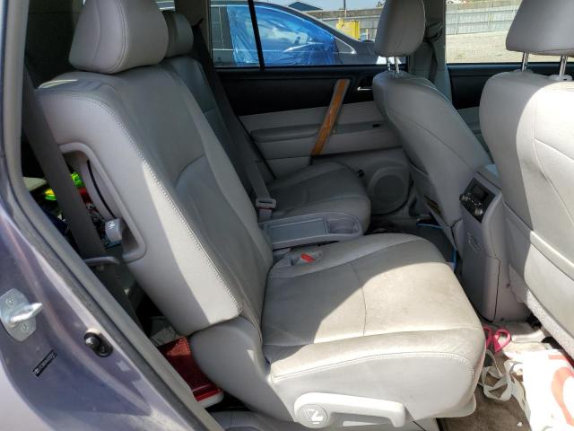 Photo 11 from auction – 2008 TOYOTA HIGHLANDER with VIN JTEEW44A682009411