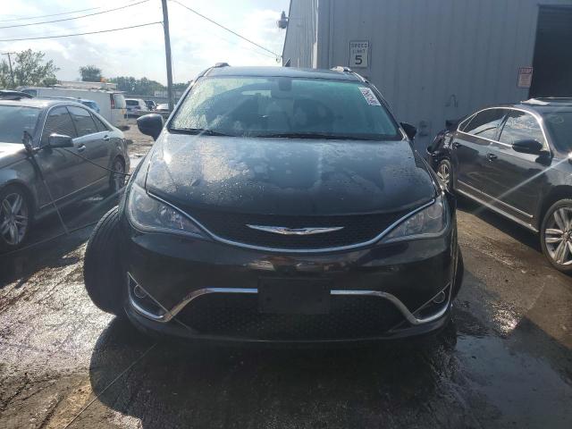 Photo 5 from auction – 2017 CHRYSLER PACIFICA T with VIN 2C4RC1EG5HR559779