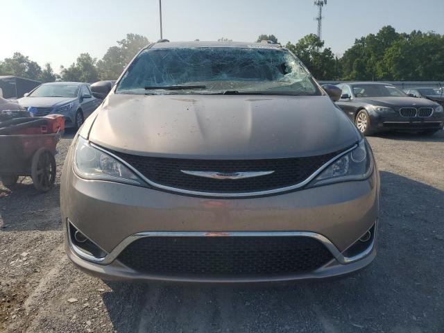 Photo 5 from auction – 2017 CHRYSLER PACIFICA T with VIN 2C4RC1EG4HR703919