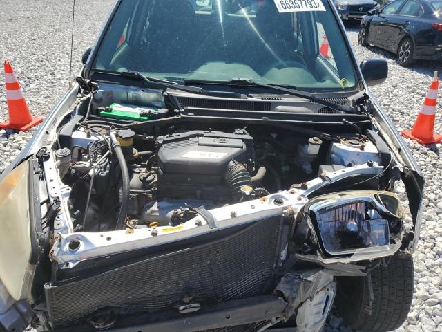 Photo 12 from auction – 2005 TOYOTA RAV4 with VIN JTEGD20V450079024
