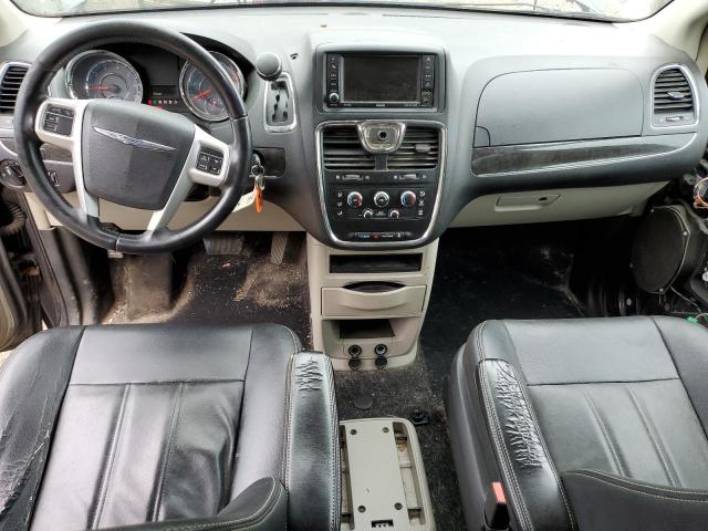 Photo 8 from auction – 2016 CHRYSLER TOWN AND C with VIN 2C4RC1AG6GR253145