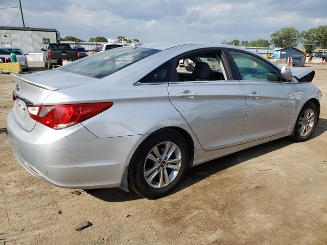 Photo 3 from auction – 2013 HYUNDAI SONATA GLS with VIN 5NPEB4AC6DH686764
