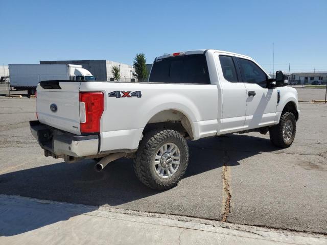 Photo 3 from auction – 2018 FORD F250 SUPER with VIN 1FT7X2B65JEB43361