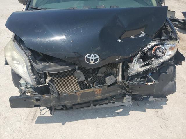 Photo 12 from auction – 2011 TOYOTA SIENNA XLE with VIN 5TDYK3DC4BS019637