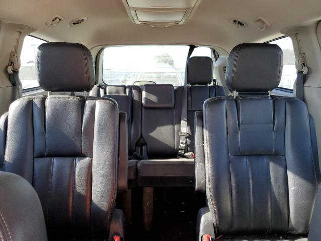 Photo 10 from auction – 2014 CHRYSLER TOWN & COU with VIN 2C4RC1BG0ER435189