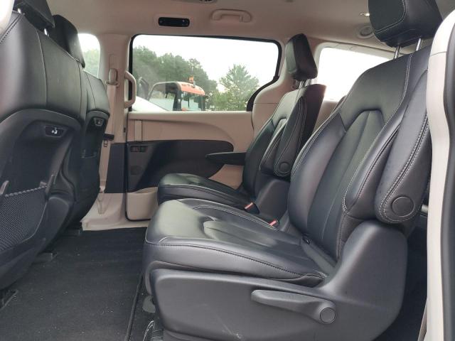 Photo 11 from auction – 2023 CHRYSLER PACIFICA H with VIN 2C4RC1L70PR518140