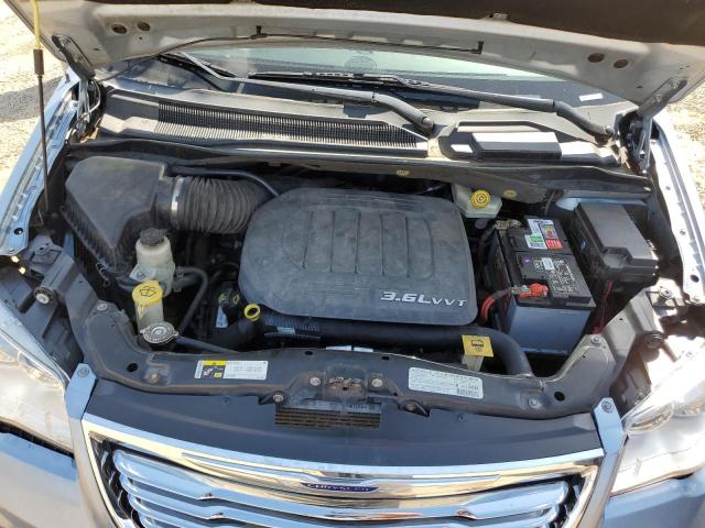 Photo 11 from auction – 2013 CHRYSLER TOWN & COU with VIN 2C4RC1BG3DR674458