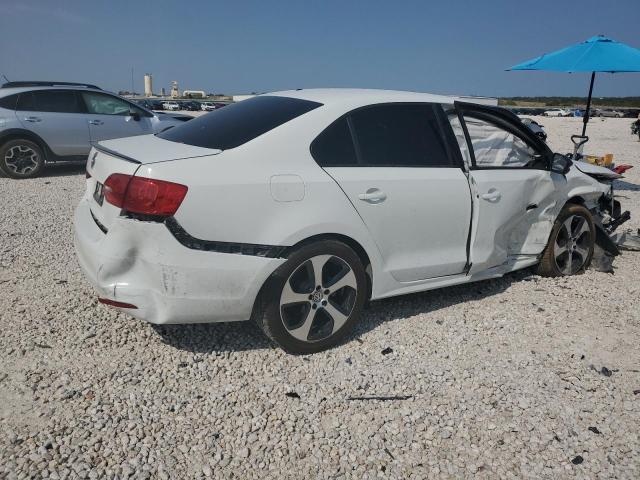 Photo 3 from auction – 2014 VOLKSWAGEN JETTA BASE with VIN 3VW2K7AJ7EM306715