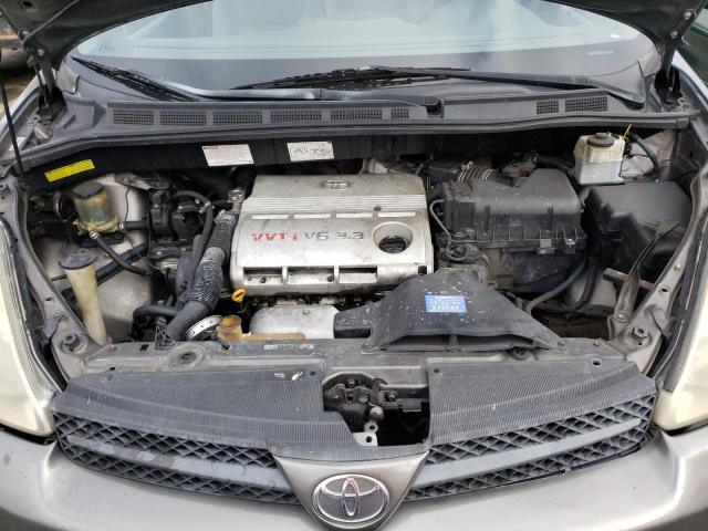 Photo 11 from auction – 2004 TOYOTA SIENNA XLE with VIN 5TDZA22C04S083343