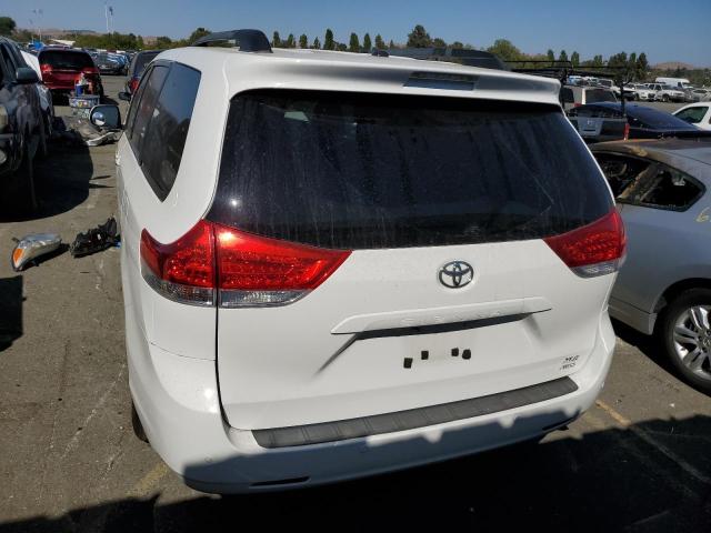 Photo 6 from auction – 2011 TOYOTA SIENNA XLE with VIN 5TDDK3DC0BS015812