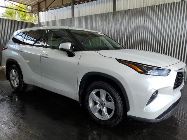Photo 4 from auction – 2022 TOYOTA HIGHLANDER with VIN 5TDBZRBH4NS190055