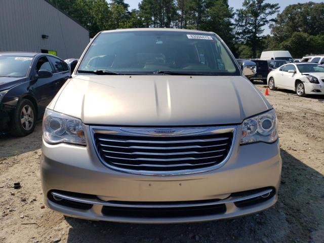 Photo 5 from auction – 2015 CHRYSLER TOWN & COU with VIN 2C4RC1GG4FR697193