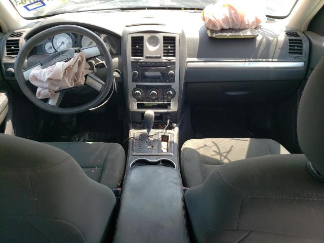 Photo 8 from auction – 2009 CHRYSLER 300 LX with VIN 2C3KA43D49H528939