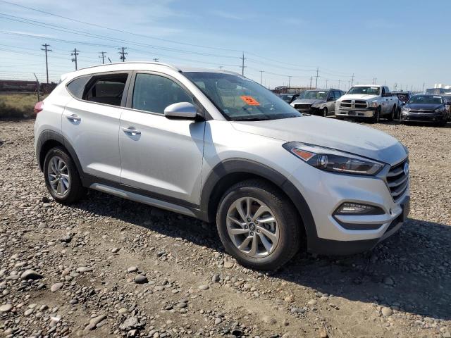 Photo 4 from auction – 2017 HYUNDAI TUCSON LIM with VIN KM8J3CA43HU287896