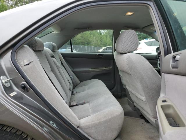 Photo 10 from auction – 2002 TOYOTA CAMRY LE with VIN 4T1BE32K42U640634