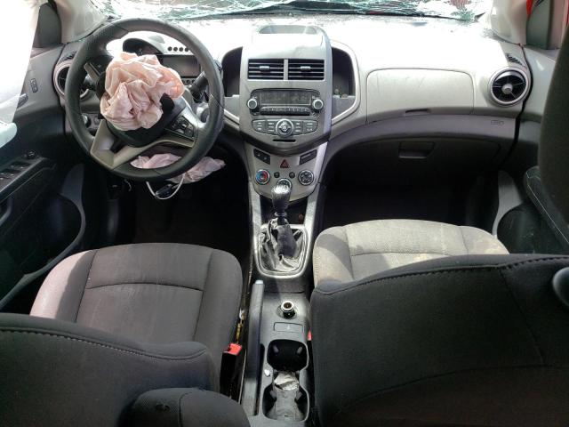Photo 8 from auction – 2015 CHEVROLET SONIC LT with VIN 1G1JD6SB0F4118571