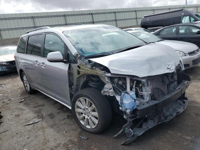 Photo 4 from auction – 2017 TOYOTA SIENNA XLE with VIN 5TDDZ3DC8HS178437