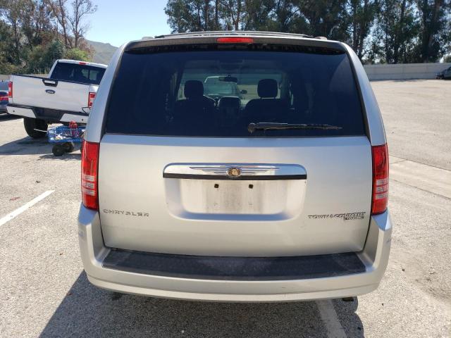 Photo 6 from auction – 2010 CHRYSLER TOWN & COU with VIN 2A4RR5D19AR221630