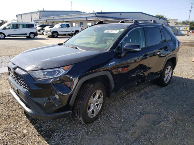 Photo 1 from auction – 2021 TOYOTA RAV4 XLE with VIN JTMR6RFV4MD015953