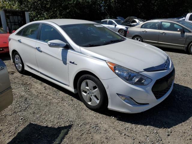 Photo 4 from auction – 2012 HYUNDAI SONATA HYB with VIN KMHEC4A46CA040311