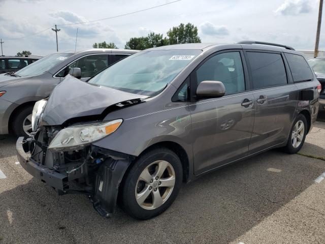Photo 1 from auction – 2013 TOYOTA SIENNA LE with VIN 5TDKK3DC5DS362451