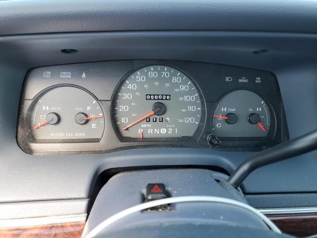 Photo 9 from auction – 2002 MERCURY GRAND MARQ with VIN 2MEFM74W52X632923