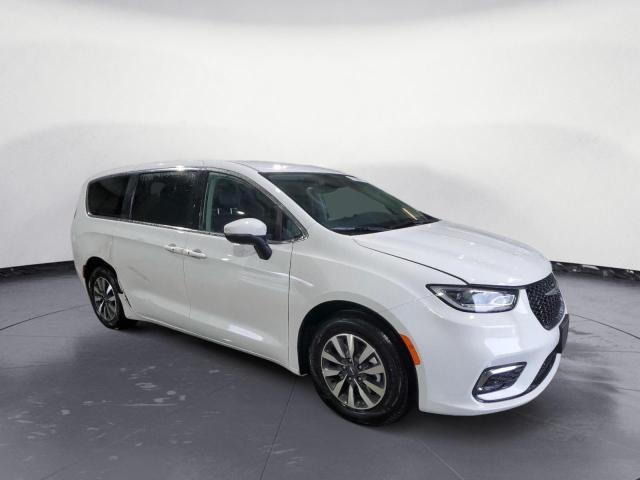 Фото 4 с аукциона – 2023 CHRYSLER PACIFICA H с VIN 2C4RC1L75PR541039