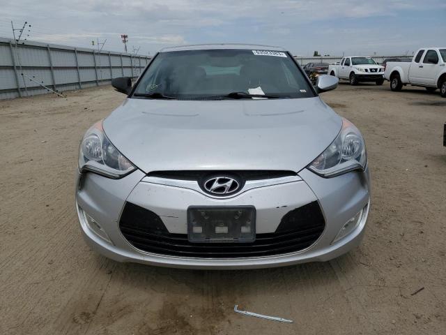 Photo 5 from auction – 2016 HYUNDAI VELOSTER with VIN KMHTC6AD5GU259199