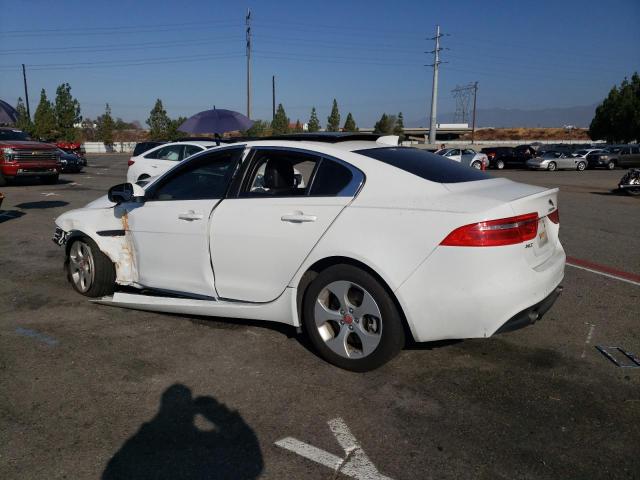 Снимка 2 от търг – 2017 JAGUAR XE с VIN SAJAR4BG1HA975772