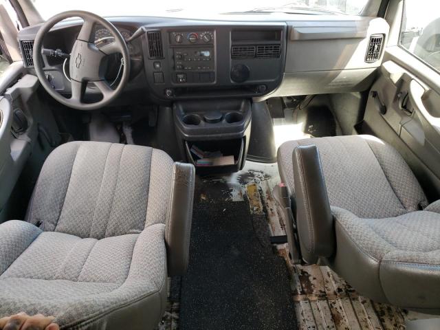 Photo 8 from auction – 2004 CHEVROLET EXPRESS G2 with VIN 1GCGG25VX41128613