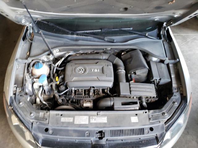 Photo 11 from auction – 2014 VOLKSWAGEN PASSAT S with VIN 1VWAT7A34EC034328