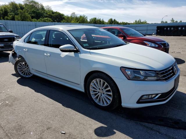 Photo 4 from auction – 2016 VOLKSWAGEN PASSAT SE with VIN 1VWBS7A36GC062240