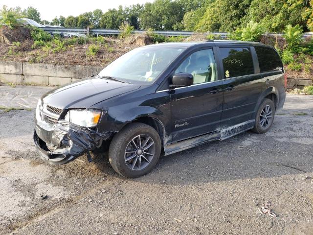 DODGE GRAND CARA 2017 with VIN 2C4RDGCG8HR801922 - Photo from auction