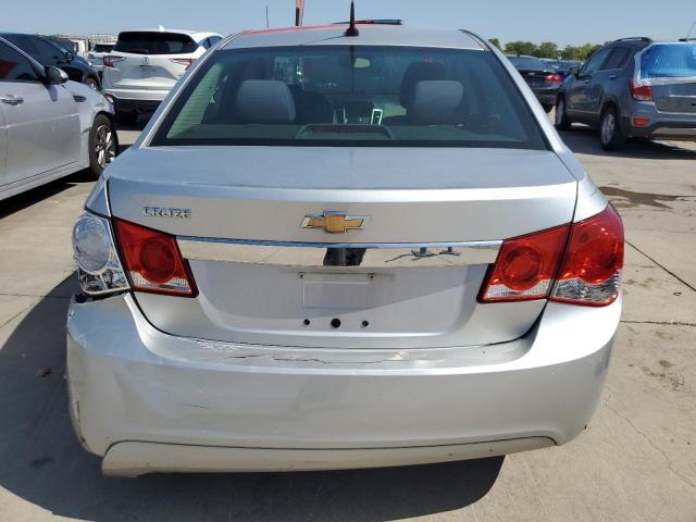 Photo 6 from auction – 2014 CHEVROLET CRUZE LS with VIN 1G1PA5SH4E7240929