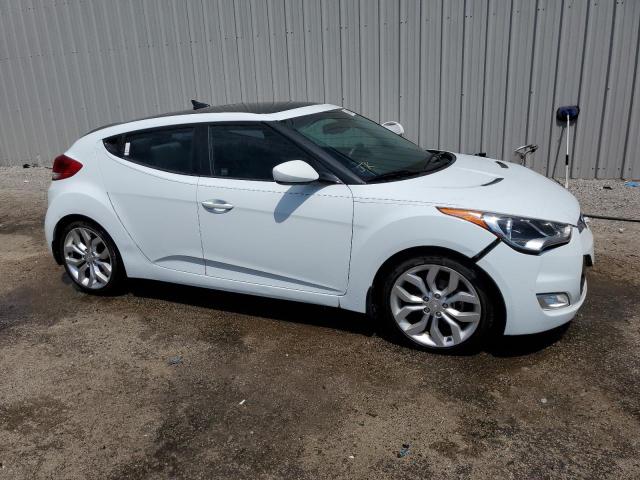 Photo 4 from auction – 2013 HYUNDAI VELOSTER with VIN KMHTC6AD7DU131137