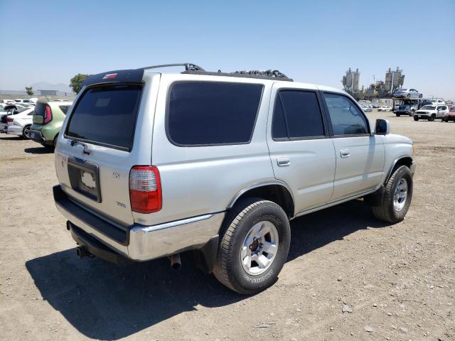 Photo 3 from auction – 1999 TOYOTA 4RUNNER SR with VIN JT3GN86R7X0133082