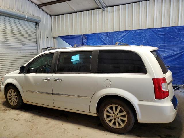 Photo 2 from auction – 2015 CHRYSLER TOWN & COU with VIN 2C4RC1GG6FR710350