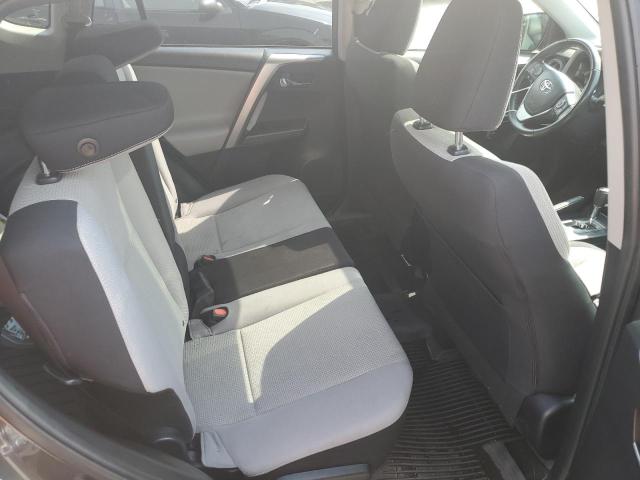 Photo 11 from auction – 2017 TOYOTA RAV4 XLE with VIN JTMRFREV3HJ715472